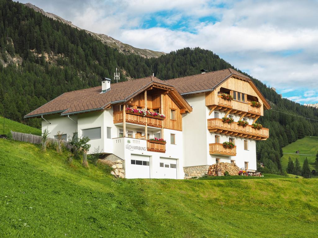 Miribunghof Apartment La Valle Luaran gambar