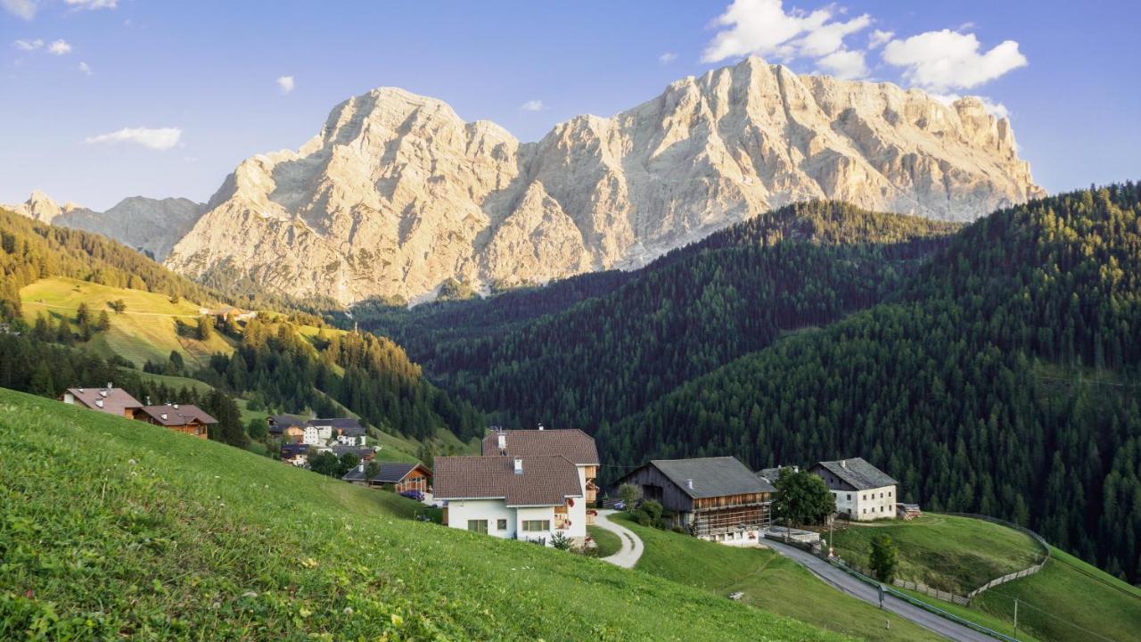 Miribunghof Apartment La Valle Luaran gambar